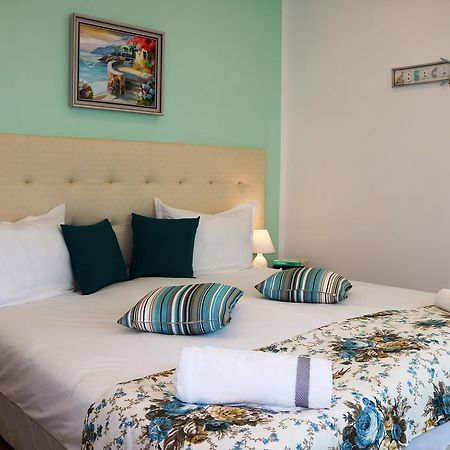 וארנה Sea Port Celebrity Apartment - Lets4Holiday מראה חיצוני תמונה