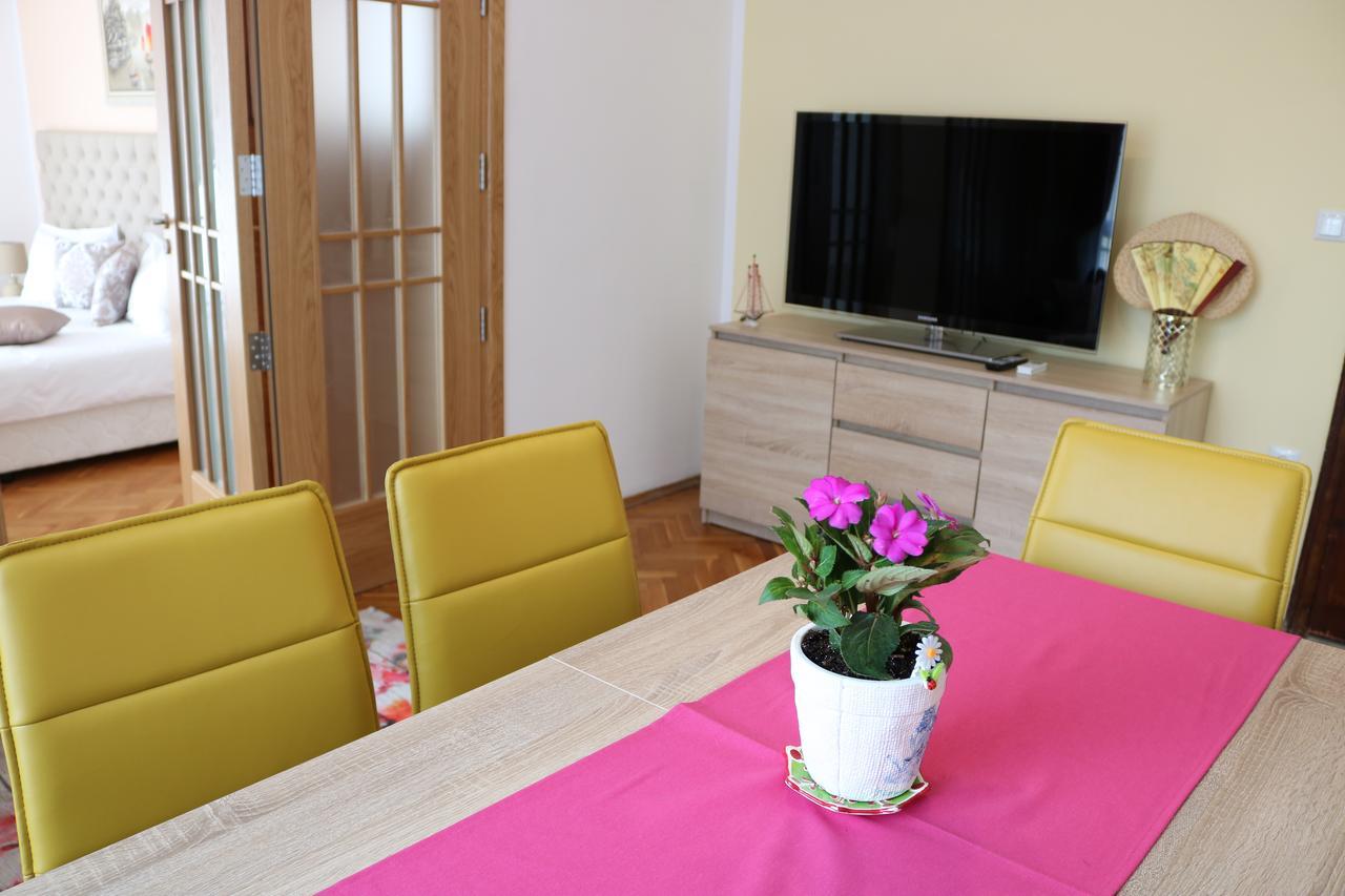 וארנה Sea Port Celebrity Apartment - Lets4Holiday מראה חיצוני תמונה