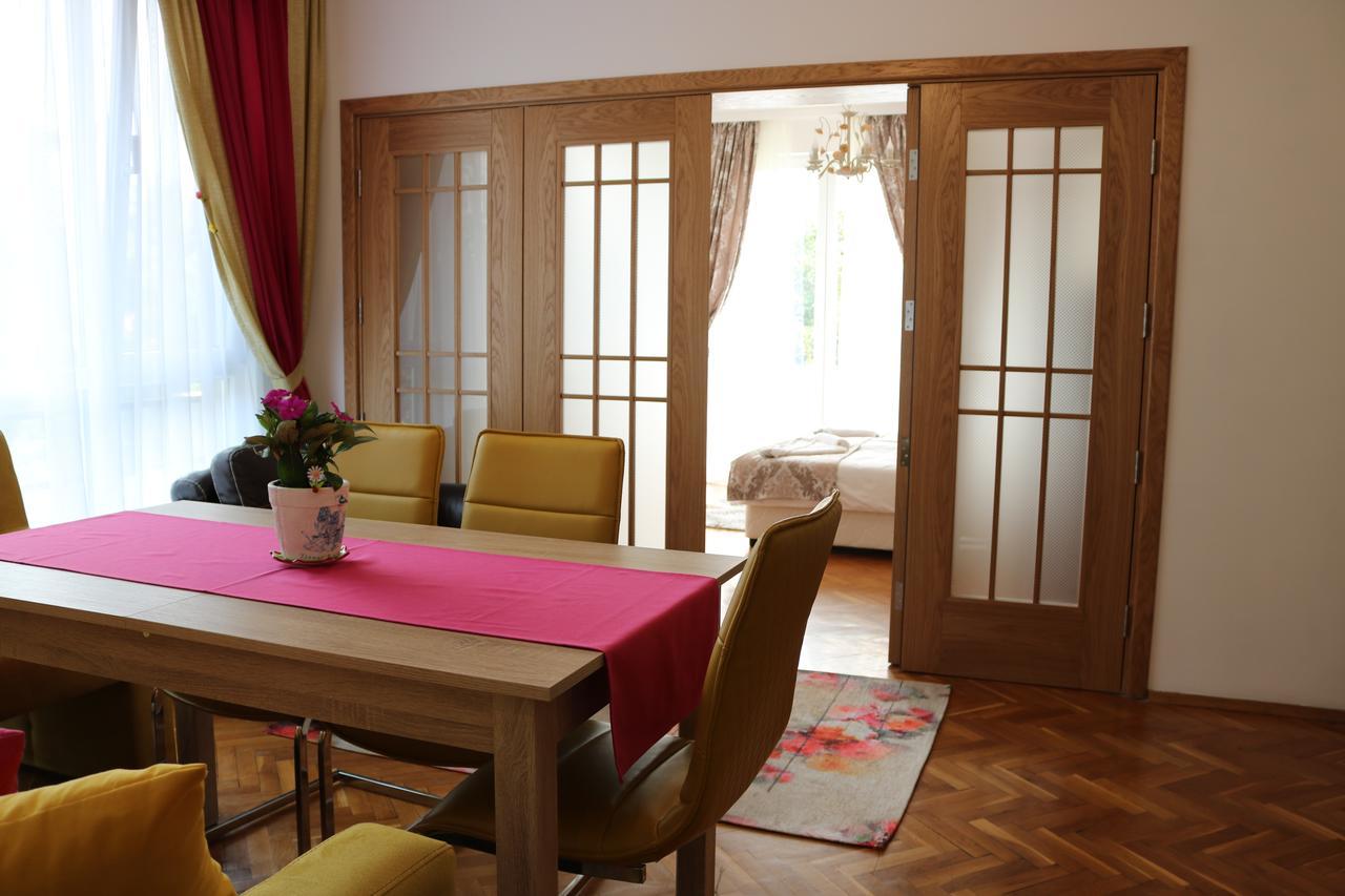 וארנה Sea Port Celebrity Apartment - Lets4Holiday מראה חיצוני תמונה